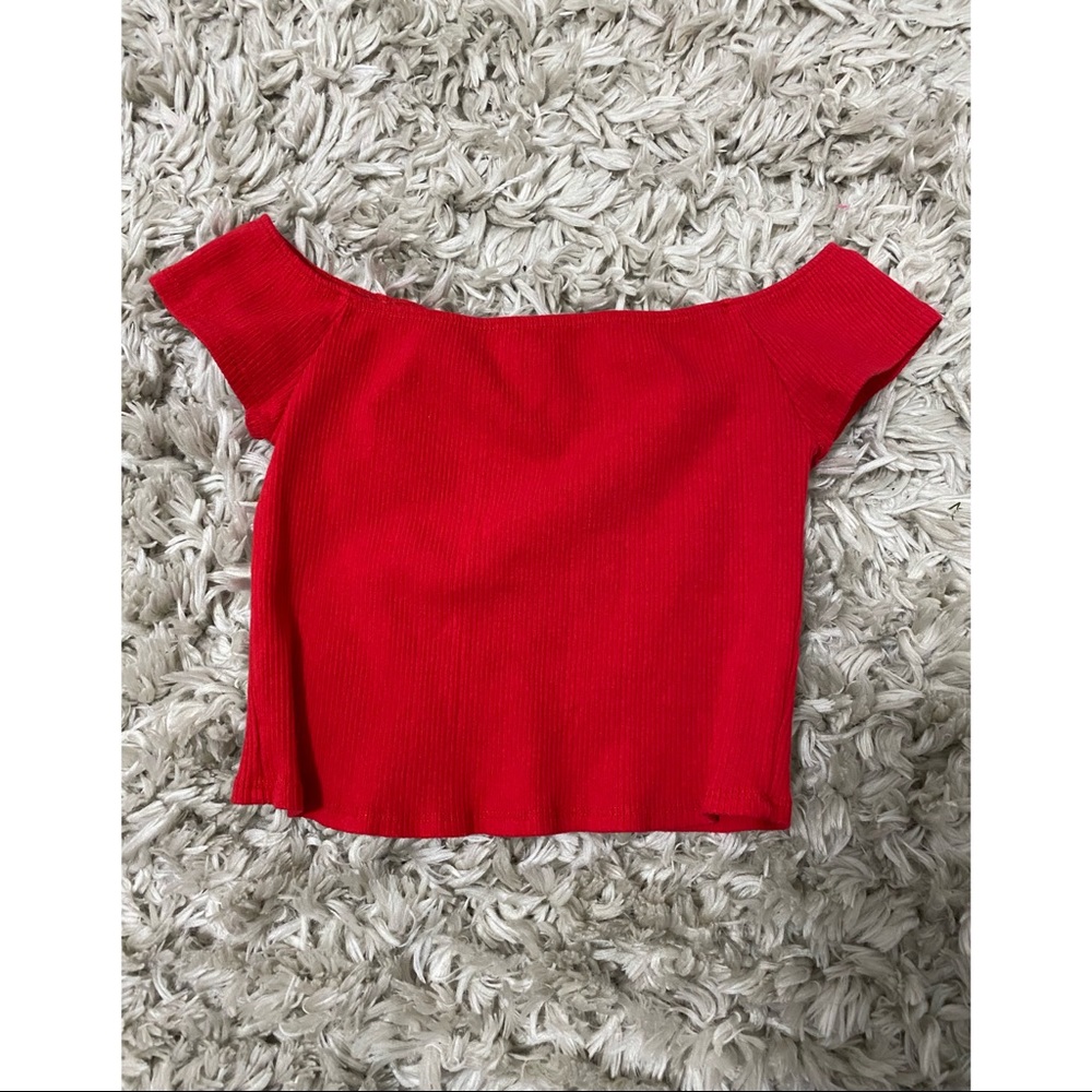 Crop top